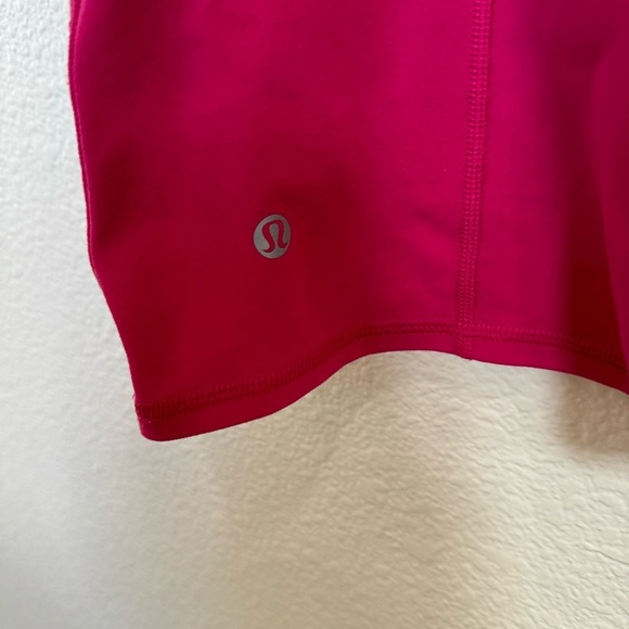 Lululemon- Dancing Warrior Fuschia Tank Size 4 - Picture 4 of 6